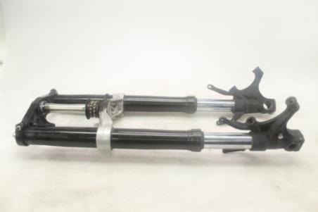 04-06 Yamaha YZFR1 YZF R1 Front Forks With Lower Tripple Tree 5vy-23102-20-00