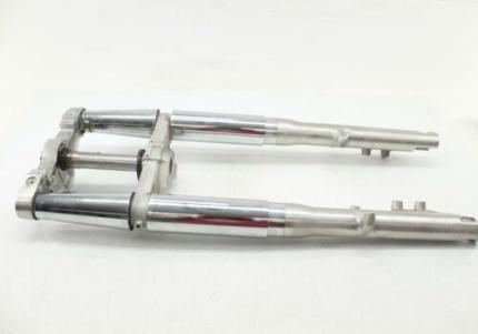 99-04 Kawasaki Vulcan 1500 Front Forks With Lower Tripple Tree 44037-1344