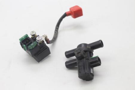 11-20 Suzuki Gsxr600 Relay Assembly Fuse Box 31800-06g00