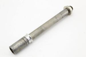 11-22 Suzuki Gsxr600 Front Wheel Rim Axle Bolt