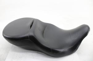 09-13 Harley Davidson Electra Front Seat