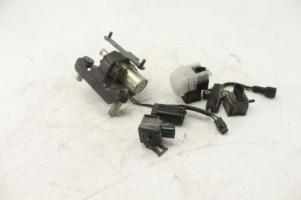 05-08 Suzuki Boulevard Relay Assembly Fuse Box