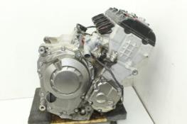 16-18 Kawasaki Ninja Zx10r Engine Motor Rash On right side timing cover